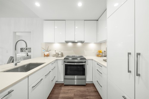 201-2446 Shaughnessy Street, Port Coquitlam, BC 