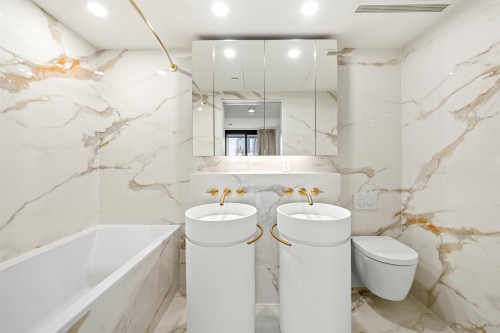 2108-1033 Nelson Street, Vancouver, BC 