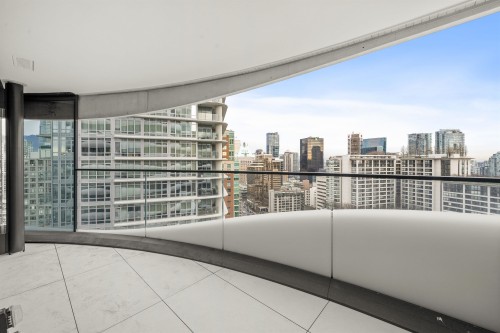 2108-1033 Nelson Street, Vancouver, BC 