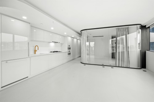 2108-1033 Nelson Street, Vancouver, BC 