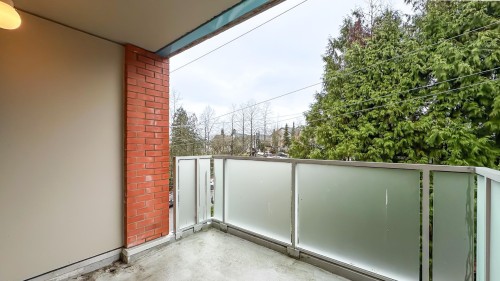 403-3811 Hastings Street, Burnaby, BC 