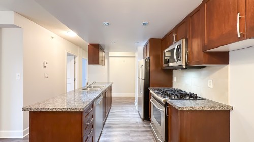 403-3811 Hastings Street, Burnaby, BC 