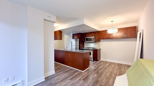 403-3811 Hastings Street, Burnaby, BC 