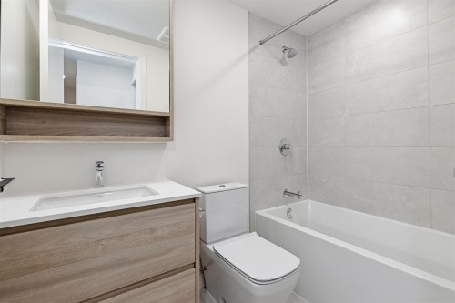 201-585 Austin Avenue, Coquitlam, BC 