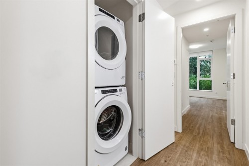 201-585 Austin Avenue, Coquitlam, BC 