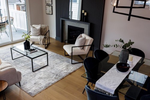 229 22Nd Street E, North Vancouver, BC 