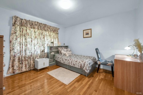 917 Ladner Street, New Westminster, BC 