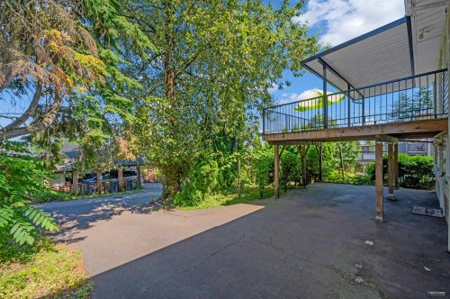 917 Ladner Street, New Westminster, BC 