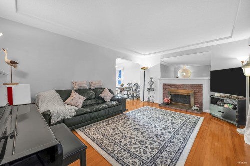 917 Ladner Street, New Westminster, BC 