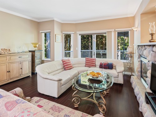 2205 Parkway Boulevard, Coquitlam, BC 