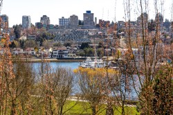 301-638 Beach Crescent  Vancouver, BC V6Z 3H4