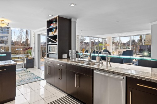 301-638 Beach Crescent, Vancouver, BC 