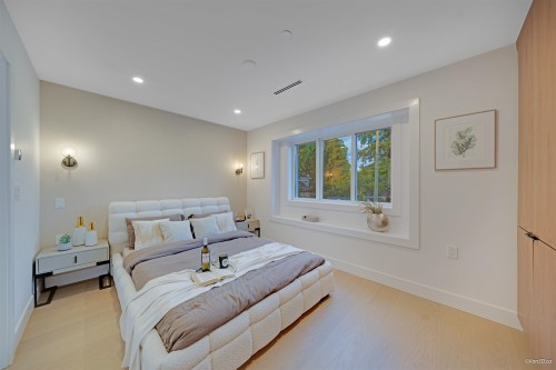 2658 Waterloo Street, Vancouver, BC 