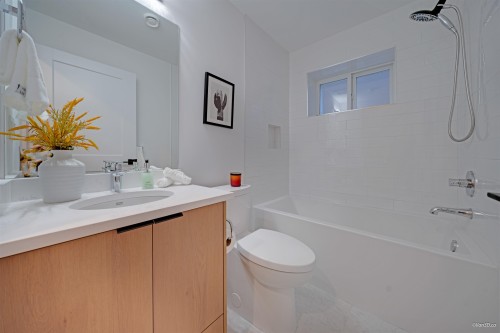 2658 Waterloo Street, Vancouver, BC 