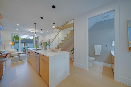 2658 Waterloo Street, Vancouver, BC 