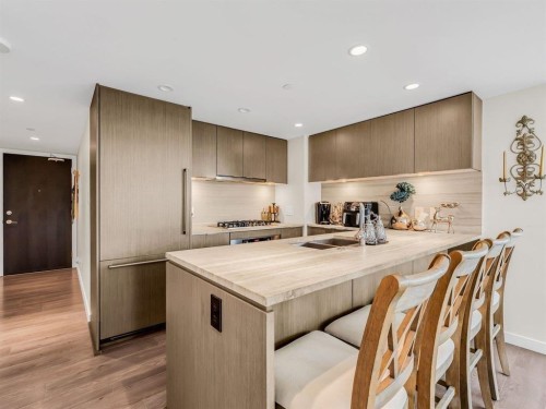 602-112 13Th Street E, North Vancouver, BC 