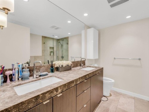 602-112 13Th Street E, North Vancouver, BC 