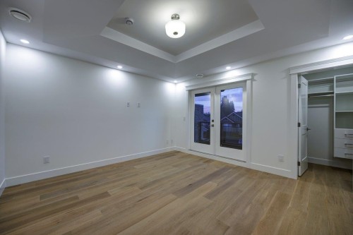 254 18Th Street E, North Vancouver, BC 