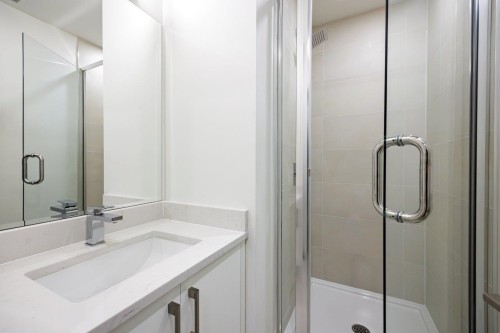 254 18Th Street E, North Vancouver, BC 