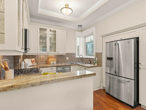 3540 5Th Avenue W, Vancouver, BC 