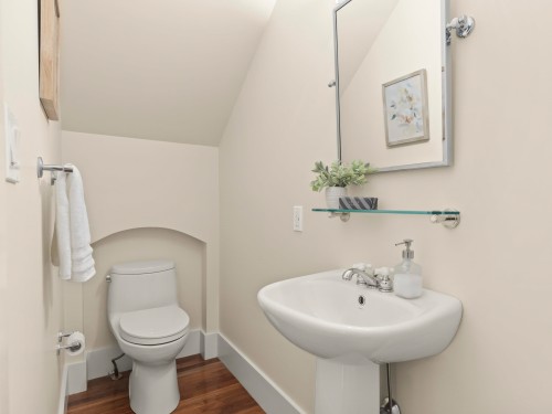 3540 5Th Avenue W, Vancouver, BC 