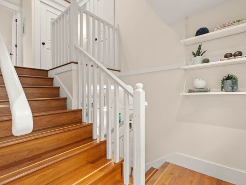 3540 5Th Avenue W, Vancouver, BC 