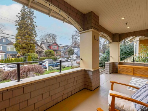 3540 5Th Avenue W, Vancouver, BC 