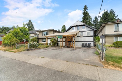 1867 Salisbury Avenue, Port Coquitlam, BC 