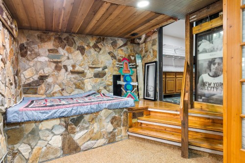 1867 Salisbury Avenue, Port Coquitlam, BC 