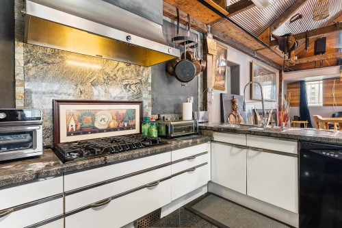 1867 Salisbury Avenue, Port Coquitlam, BC 