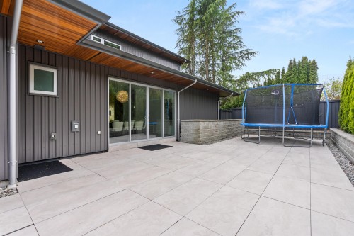 1265 Queens Avenue, West Vancouver, BC 