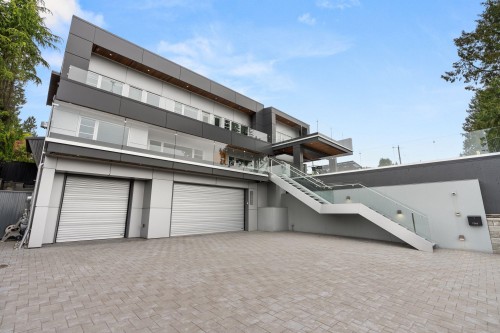 1265 Queens Avenue, West Vancouver, BC 