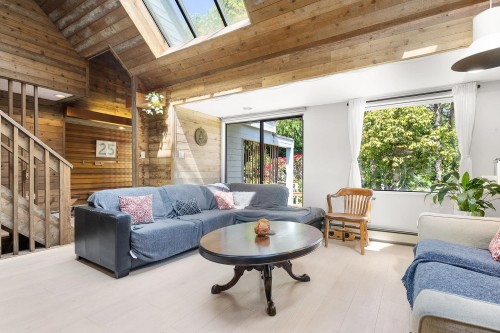 4316 2Nd Avenue W, Vancouver, BC 