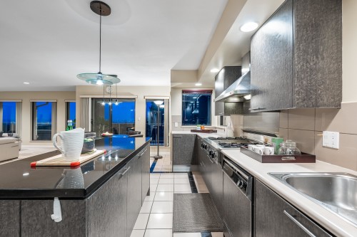 1595 Tyrol Court, West Vancouver, BC 