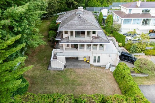 1595 Tyrol Court, West Vancouver, BC 