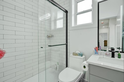 1423 62Nd Avenue E, Vancouver, BC 