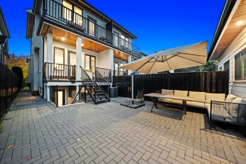 2815 19Th Avenue W, Vancouver, BC 