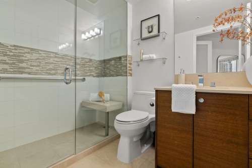 1603-388 Drake Street, Vancouver, BC 