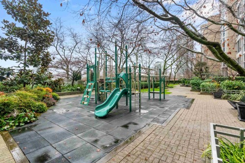 1603-388 Drake Street, Vancouver, BC 