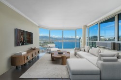 2303-1415 Georgia Street W Vancouver, BC V6G 3C8