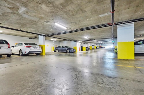 703-5788 Gilbert Road, Richmond, BC 