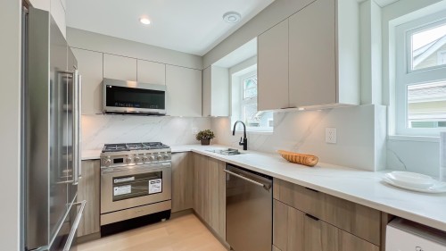 1157 Keefer Street, Vancouver, BC 