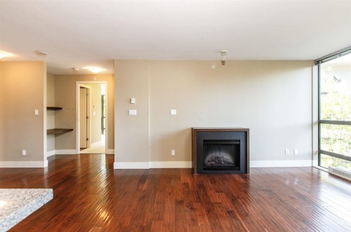 301-2959 Glen Drive, Coquitlam, BC 