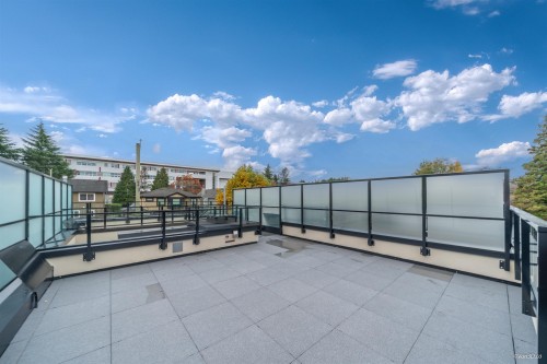 110-918 32Rd Avenue W, Vancouver, BC 