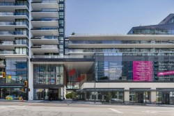 901-135 13 Street E North Vancouver, BC V7L 0J8