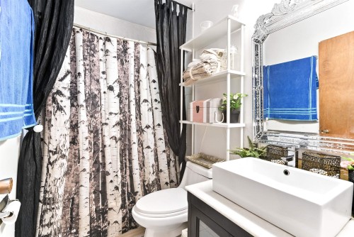 4987 Hoy Street, Vancouver, BC 