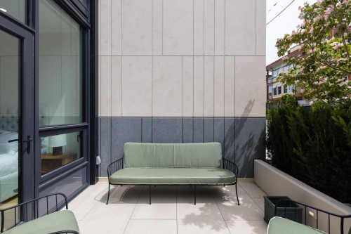 Th1-135 13 Street E, North Vancouver, BC 