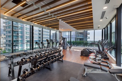 Th1-135 13 Street E, North Vancouver, BC 