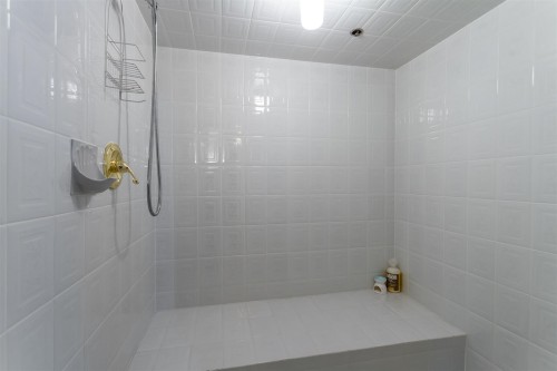 1028 51St Avenue W, Vancouver, BC 