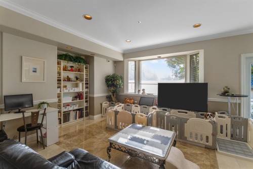 1028 51St Avenue W, Vancouver, BC 